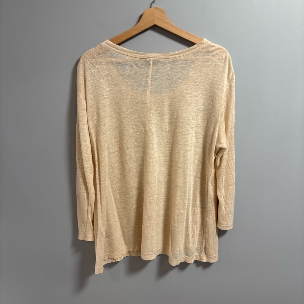Club Monaco Top - Picture 2 of 4